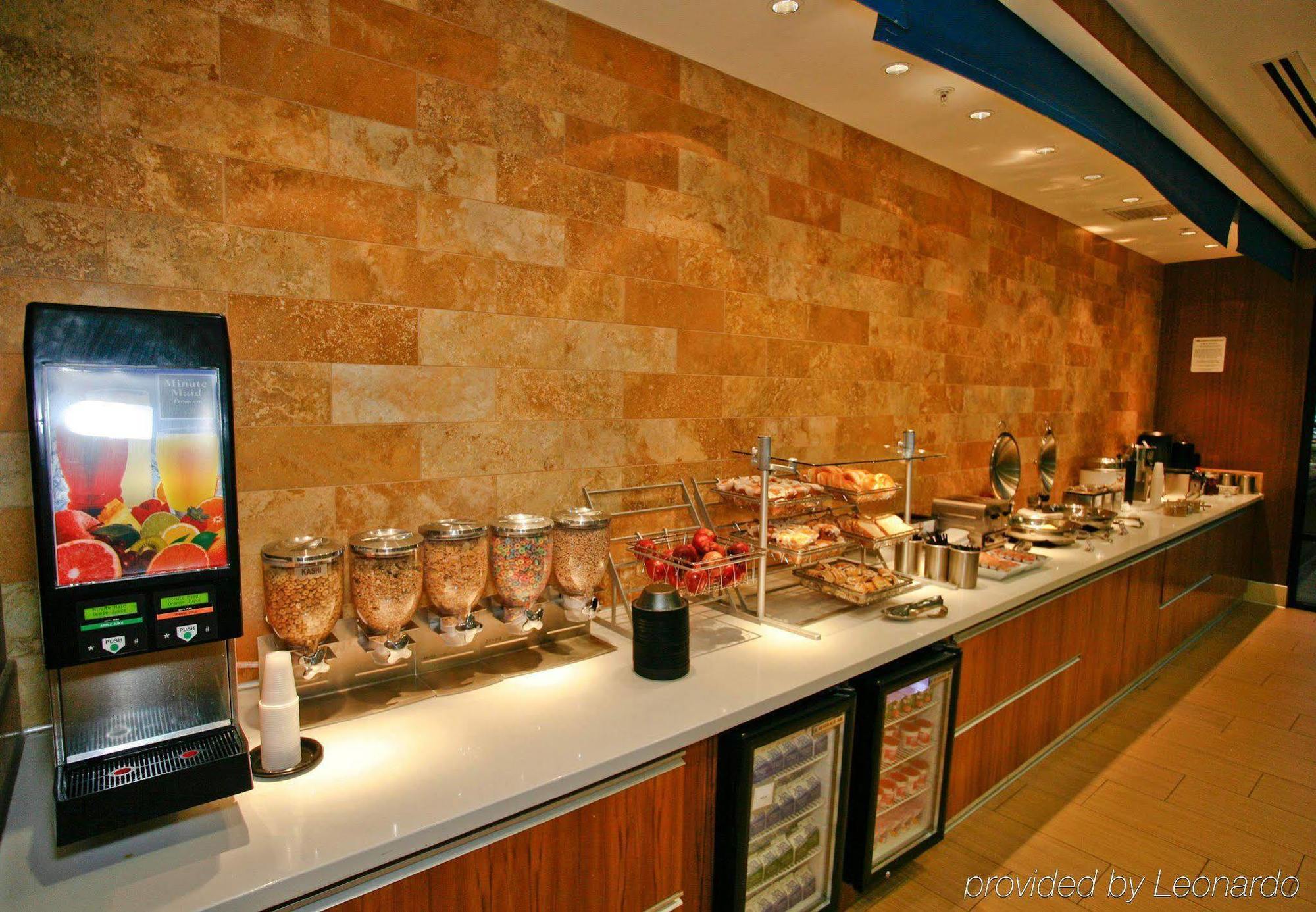Springhill Suites Temecula Valley Wine Country Restaurace fotografie